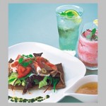 SOUTH GARDEN CAFE